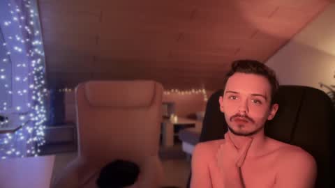 Snapshot of daimon_hall chatting on January 10, 2025, 4:54 am Daimon online show from January 10, 2025, 4:54 am