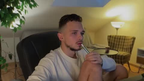 Snapshot of daimon_hall chatting on November 9, 2025, 1:09 pm Daimon online show from November 9, 2025, 1:09 pm