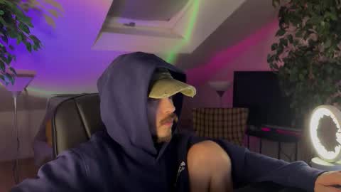 Snapshot of daimon_hall chatting on February 20, 2026, 1:13 am Daimon online show from February 20, 2026, 1:13 am