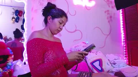 Snapshot of daina_flower chatting on February 15, 2026, 4:42 am DAINA online show from February 15, 2026, 4:42 am