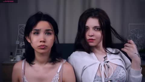 Snapshot of dainalargena chatting on May 31, 2026, 8:21 am Aoi and Lily best friends online show from May 31, 2026, 8:21 am
