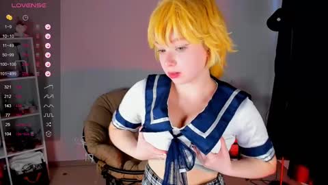 Snapshot of daine_pastry chatting on March 10, 2025, 8:15 am Dainy is here online show from March 10, 2025, 8:15 am