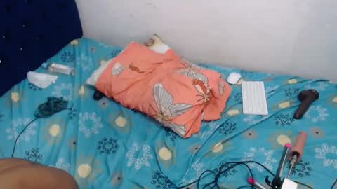 Snapshot of daisha_becker chatting on January 19, 2025, 9:44 am daisha_becker online show from January 19, 2025, 9:44 am