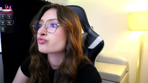 Lauren            online show from October 10, 2025, 8:30 pm