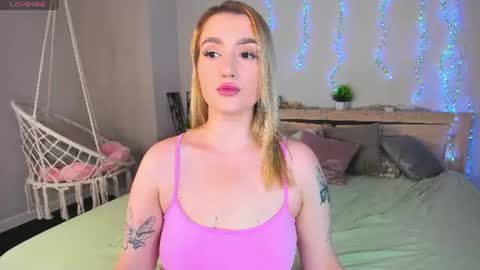 Viickie online show from June 10, 2026, 9:30 am