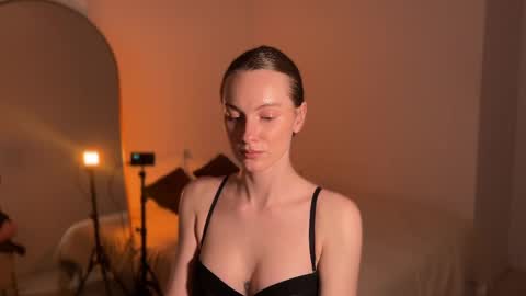 Daisy   Fansly - Daisyymint  online show from April 2, 2026, 4:59 pm