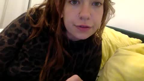 Snapshot of daisybaby699 chatting on October 24, 2025, 11:01 pm DaisyB3 online show from October 24, 2025, 11:01 pm