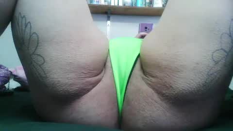 Snapshot of daisytucson chatting on February 27, 2025, 4:32 pm DaisyTucson online show from February 27, 2025, 4:32 pm