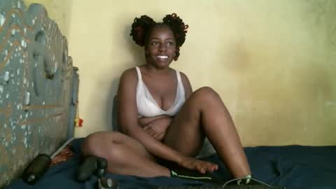 daisyy_delight online show from June 3, 2026, 7:00 am