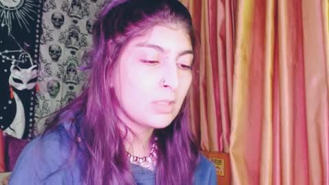    --  -- help me reach 100 hands up  online show from February 4, 2025, 12:51 am