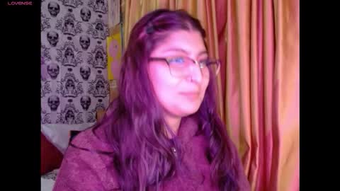    --  -- help me reach 100 hands up  online show from December 3, 2025, 3:47 am