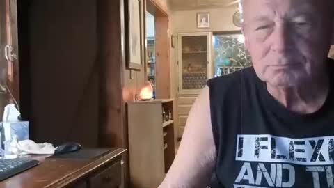 Snapshot of dakit2 chatting on November 25, 2025, 2:00 am dakit online show from November 25, 2025, 2:00 am