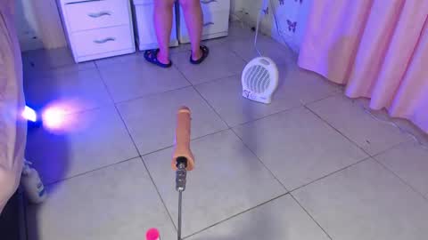 VALENTINA  online show from May 26, 2026, 7:37 am