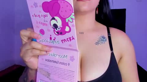 dakostelee1_ online show from May 20, 2026, 9:21 pm