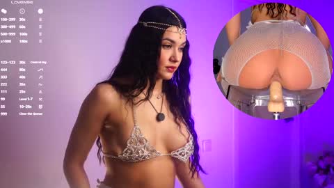 Snapshot of dakota_blare chatting on October 24, 2025, 6:04 pm Dakota online show from October 24, 2025, 6:04 pm