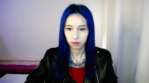 Maca online show from September 15, 2025, 2:17 pm