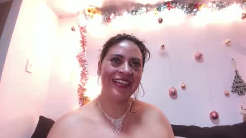 Dakotaagray online show from December 14, 2025, 11:53 pm