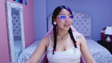 Dakota Simon online show from February 3, 2025, 7:31 pm