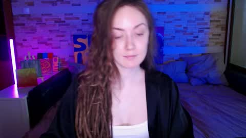 Dalia  online show from February 17, 2026, 9:50 am