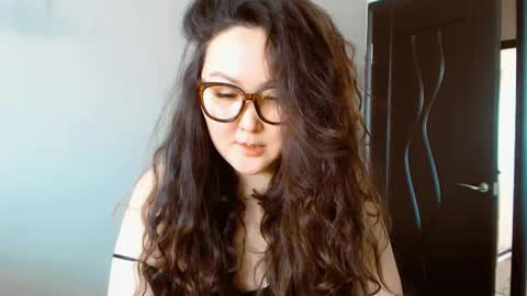 Snapshot of dalidayes chatting on February 23, 2025, 5:45 am Dali online show from February 23, 2025, 5:45 am