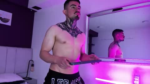 Snapshot of dallas_whitee chatting on February 19, 2026, 8:16 pm Dallas whitee online show from February 19, 2026, 8:16 pm