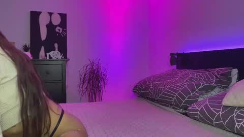 dalmatian_girl online show from March 23, 2026, 7:07 pm