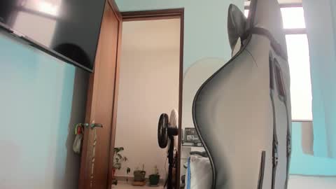 Snapshot of dalton111_ chatting on November 13, 2025, 12:48 pm Dalton online show from November 13, 2025, 12:48 pm