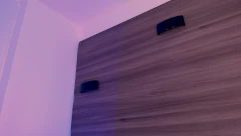         online show from January 12, 2026, 5:01 am