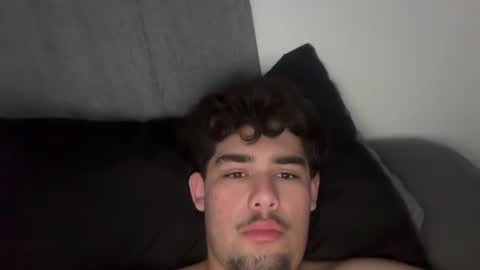 Snapshot of damiam_xj chatting on March 7, 2025, 4:00 pm damiam xj online show from March 7, 2025, 4:00 pm