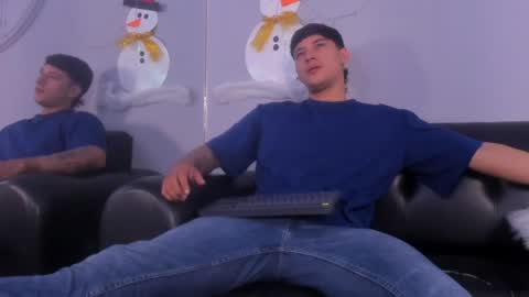 Snapshot of damian23_ chatting on January 5, 2025, 2:38 am DAMIAN online show from January 5, 2025, 2:38 am