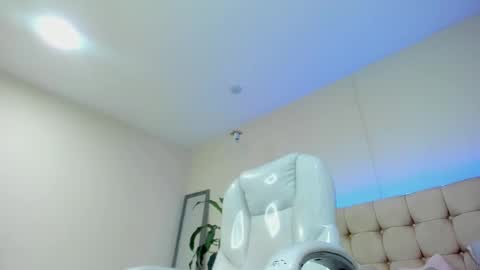 Snapshot of damian23_ chatting on January 11, 2025, 3:31 pm DAMIAN online show from January 11, 2025, 3:31 pm