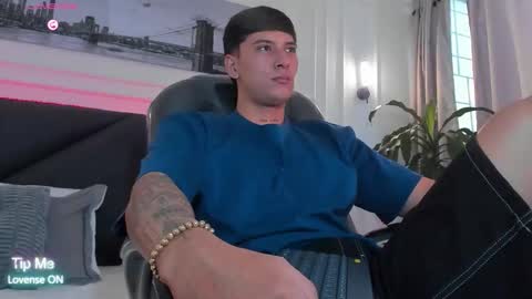 DAMIAN online show from March 20, 2026, 7:52 pm