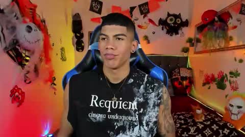 Damian online show from October 31, 2025, 4:02 am