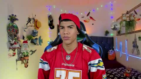 Damian online show from November 20, 2025, 3:18 am