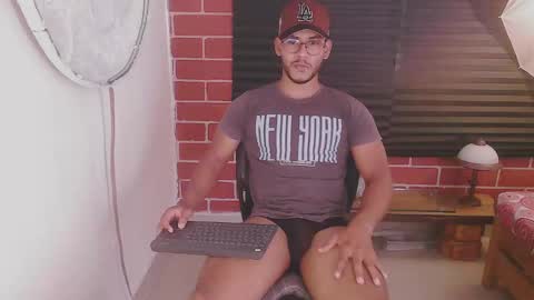 Snapshot of damiann_rees chatting on January 15, 2025, 5:47 pm instagram damiannreed. online show from January 15, 2025, 5:47 pm