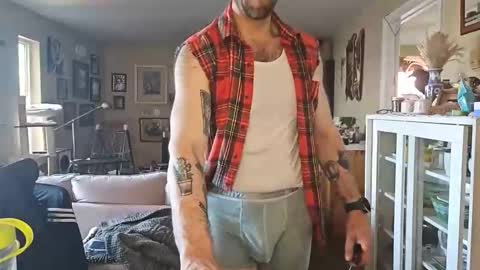 Snapshot of damien_mace chatting on May 2, 2026, 1:05 pm damien_mace online show from May 2, 2026, 1:05 pm