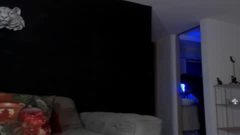 Snapshot of dammianmilleroficial chatting on December 4, 2025, 11:08 am INSTAGRAM DAMMIANMILLEROFICIAL online show from December 4, 2025, 11:08 am