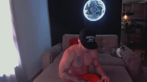 Snapshot of dammianmilleroficial chatting on April 24, 2026, 1:35 pm INSTAGRAM DAMMIANMILLEROFICIAL online show from April 24, 2026, 1:35 pm
