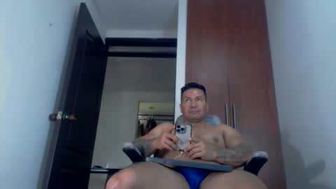 Snapshot of dammuscle chatting on February 9, 2026, 4:00 pm dammuscle online show from February 9, 2026, 4:00 pm