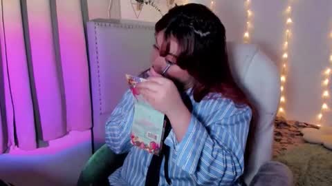 Snapshot of damn_that_booty chatting on February 13, 2026, 1:23 am Criss online show from February 13, 2026, 1:23 am