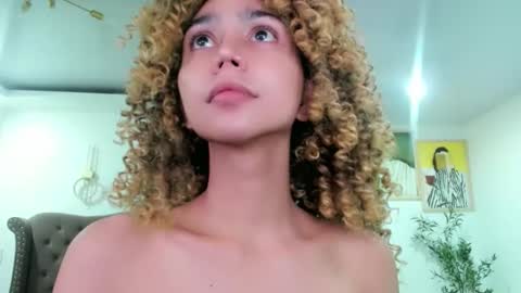 Snapshot of damnperfectxx chatting on September 22, 2025, 12:12 am damnperfectxx online show from September 22, 2025, 12:12 am