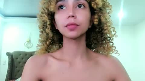 Snapshot of damnperfectxx chatting on September 26, 2025, 12:36 am damnperfectxx online show from September 26, 2025, 12:36 am