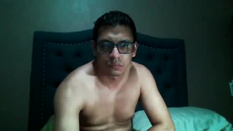 DamnSexy0102 online show from December 5, 2024, 7:27 am
