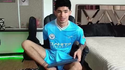 Damon online show from September 26, 2025, 4:22 pm