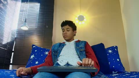 Damon  Salvatore online show from April 2, 2026, 1:09 pm