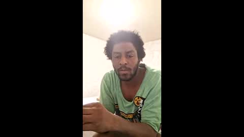 Snapshot of damonheight24850 chatting on April 14, 2026, 9:15 am damonheight24850 online show from April 14, 2026, 9:15 am