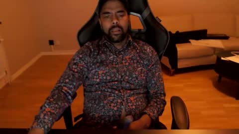 dan_the_man43 online show from April 4, 2026, 1:15 am