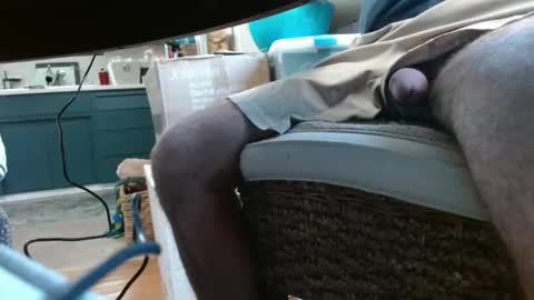 Snapshot of dan_va chatting on December 4, 2025, 4:27 pm Dan online show from December 4, 2025, 4:27 pm