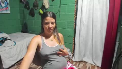 Danaa Rey online show from June 14, 2026, 10:39 am
