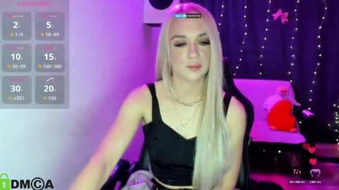 Snapshot of dances_queen chatting on May 11, 2026, 7:03 am dances_queen online show from May 11, 2026, 7:03 am